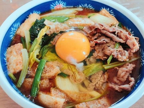 ほうれん草と牛肉の味噌煮込みうどん